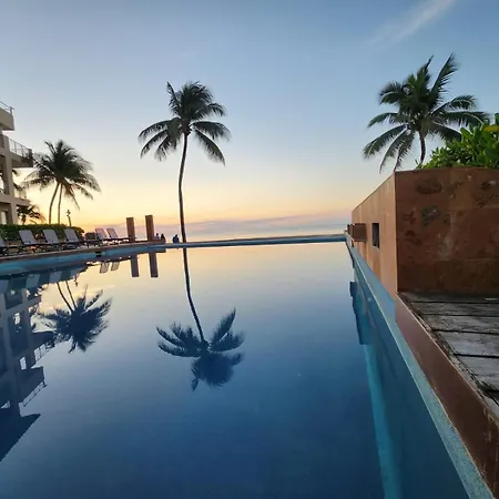 Ocean Front El Faro Reef 304-3